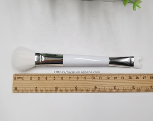 Pennello <span class=keywords><strong>per</strong></span> cipria soffice a doppio lato pennello piatto a forma di U <span class=keywords><strong>per</strong></span> pennello <span class=keywords><strong>per</strong></span> contorno Duo di precisione <span class=keywords><strong>per</strong></span> contorno <span class=keywords><strong>crema</strong></span> <span class=keywords><strong>per</strong></span> il naso - Product Image 5