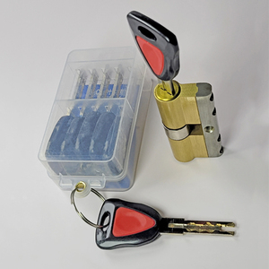 Cylindre de serrure de haute qualité en laiton et acier inoxydable, design élégant et tendance, <span class=keywords><strong>avec</strong></span> clé en fer et clés en laiton pour serrure - Product Image 3