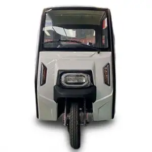 Reliable 90Km Per Charge Tuk Tuk For Passengers Battery Operated Electric Auto Rickshaw