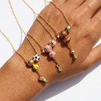 Collier de luxe plaqué or avec breloque ballon de sport, pendentif trophée de football, rugby, baskets – Cadeau pour femme athlète, événement d'équipe