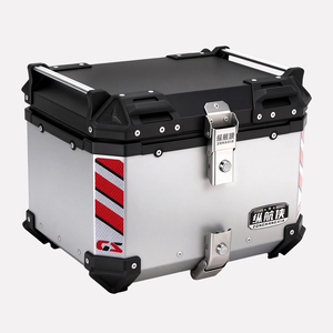 Boîte à bagages arrière en alliage d'aluminium <span class=keywords><strong>de</strong></span> qualité supérieure 45L <span class=keywords><strong>pour</strong></span> moto/scooter, durable, verrouillable, <span class=keywords><strong>pour</strong></span> la conduite, les voyages et les activités <span class=keywords><strong>de</strong></span> plein air - Product Image 2