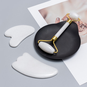 Rouleau facial en jade blanc naturel pour la beauté anti-âge Rouleaux Gua Sha pour le soin du visage, des yeux et du cou - Product Image 5