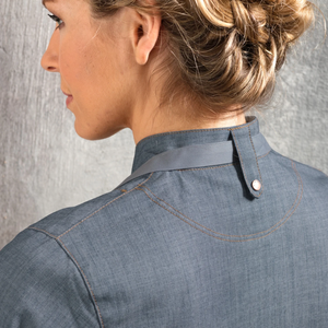 Chaqueta de Chef Unisex de Manga Corta para Servicio de Alimentos, Camarero, Cocinero, Barista, Fabricada Profesionalmente en Poliéster/Algodón - Product Image 4