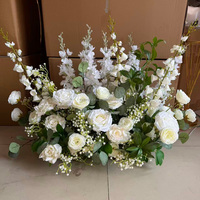 Offre Spéciale : Décoration Florale Réaliste pour Allée de Mariage – Bouquet de Fleurs Artificielles Vertes et Blanches de 70 cm pour Allée