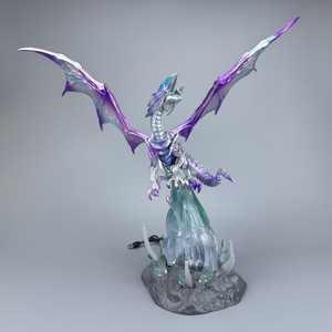 Figura de <span class=keywords><strong>Anime</strong></span> <span class=keywords><strong>Yu</strong></span>-<span class=keywords><strong>Gi</strong></span>-<span class=keywords><strong>Oh</strong></span>, Dragón Blanco de Ojos Azules de 45 cm, Estatua con Base Iluminada, Modelo GK de Monstruos de Duelo, Figura de Acción de Gran Tamaño - Product Image 5