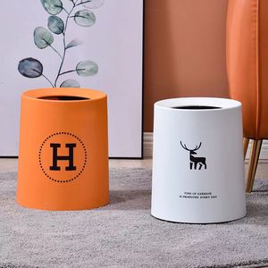 Cubo de basura de estilo nórdico, cilíndrico, naranja y blanco, decorativo, para interiores, para sala de estar, dormitorio, baño - Product Image 1