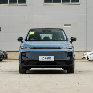 Leapmotor B10 2025 alta calidad EV SUV nueva llegada 5 plazas familia coche eléctrico AWD R16 barato nueva energía Vehículo de exportación - Product Image 2