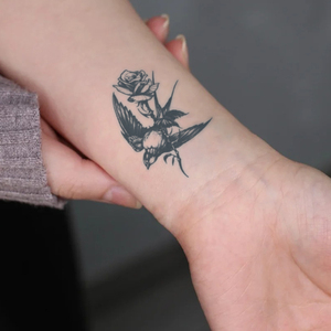 Tatuaje temporal de pájaro y flor, tatuaje semipermanente creativo, resistente al agua, dura 2 semanas, tatuaje de hierbas para brazo - Product Image 4