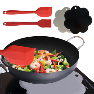 Tapis de protection en silicone pour cuisinière à induction, forme de fleur, épaisseur 0,2-0,4 mm, qualité alimentaire, antidérapant, noir/gris, diamètre 25 cm - Product Image 5
