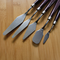 Ensemble de 5 couteaux à palette en plastique rouge foncé Source Spot, manche en plastique, grattoir artistique complet pour la peinture à l'huile et la modélisation