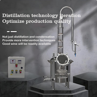 Distillateur d'alcool électrique 120L avec colonne de rectification en cuivre à 4 niveaux et cœur en cuivre intégré pour la production de spiritueux