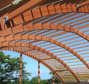 Arches en bois lamellé-collé courbées pour plafonds voûtés - Product Image 2