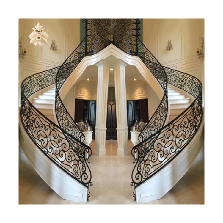 Famille d'escalier d'intérieur en fer forgé, jouet personnalisé, décoration élégante de villa, balustrade, marches