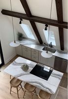 Maison préfabriquée à deux étages, une chambre, en acier léger, villa duplex, maison triangulaire avec salle de bain et cuisine