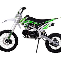 Moto tout-terrain enduro 125 cm³ monocylindre horizontal 4 temps refroidie par air avec démarrage électrique
