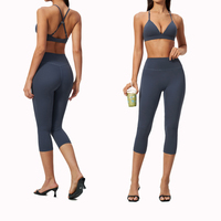 Ensemble de yoga et pilates personnalisé pour femmes avec logo, soutien-gorge de sport croisé et pantalon/short taille haute respirant, vêtements de sport en gros