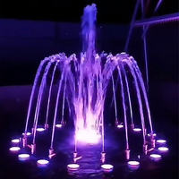 Fontaine musicale circulaire à jets d'eau multicolores avec éclairage LED pour spectacles en extérieur et aménagements paysagers