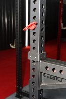 Rack de musculation commercial robuste avec cages de sécurité pour l'entraînement de musculation