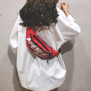 <span class=keywords><strong>Marsupio</strong></span> sportivo da <span class=keywords><strong>donna</strong></span> con lettera inclinata impermeabile - Product Image 6