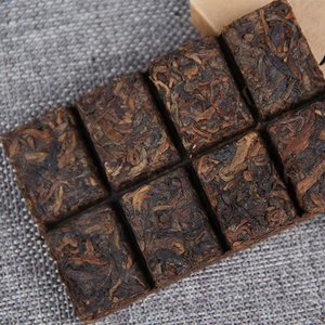 Té Pu'er Maduro de Árboles Antiguos de Yiwu, Primavera 2018, Material Puro, Calma <span class=keywords><strong>el</strong></span> Estómago y Nutre <span class=keywords><strong>el</strong></span> Cuerpo - Product Image 4