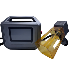 Nouvelle machine de marquage laser à fibre CNC portative de haute précision avec autofocus et prise en charge PLT/AI, fournie directement par l'usine - Product Image 4