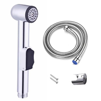 Pommeau de douche en plastique ABS pour femme Pommeau de douche pour femme à long manche Pistolet de pulvérisation de chasse d'eau pour bain d'animaux domestiques Pistolet de pulvérisation à haute pression