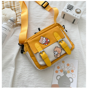 Petit sac en toile, sac à bandoulière japonais pour femmes, sac à bandoulière mignon et amusant, broderie d'ours, sac à bandoulière transparent pour étudiantes - Product Image 6