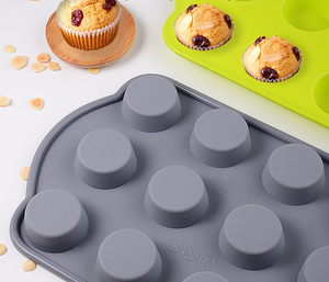 Moules à pâtisserie en silicone écologiques à 12 cavités, moules à tartelettes en forme de cœur, moules à muffins rectangulaires, moules à cupcakes antiadhésifs, résistants à la chaleur - Product Image 4