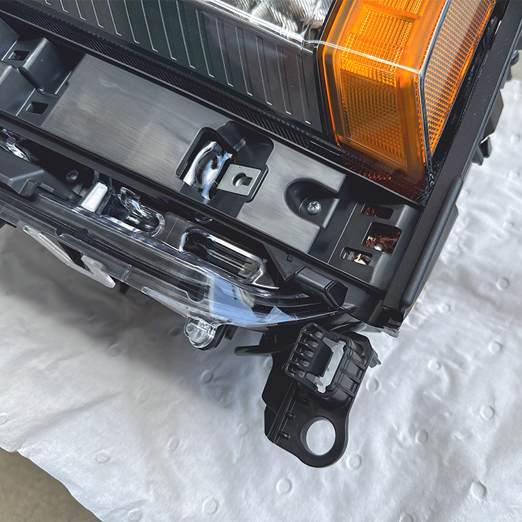 ほしたろう Yutai LUXESOEM LED Headlights for Toyota Prado LC250 - OEM