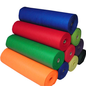 Tissu non tissé rayé coloré 1,4 mm, poids moyen, pour usage artisanal, polyester uni teint, aiguilleté, en stock - Product Image 2