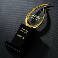 Cadeau d'affaires personnalisé Plaque en métal doré verre cristal flamme trophée et prix
