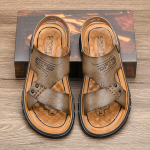 Sandales pour hommes à brides croisées, dessus en PU, semelle extérieure en caoutchouc antidérapante, chaussures décontractées d'été, bout ouvert, design uni - Product Image 2