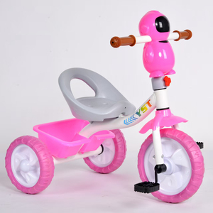 Vente en gros Vélo à pédales pliable à 3 roues pour enfants <span class=keywords><strong>Tricycle</strong></span> pour enfants <span class=keywords><strong>de</strong></span> 3 à <span class=keywords><strong>6</strong></span> ans Offre Spéciale à pédalier pour garçons et filles - Product Image 4