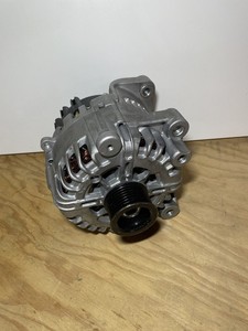Alternateur remis à neuf pour BMW E70 X5 3.5d xDrive35d Diesel M57, années 2009-2013 - Product Image 1