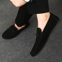 Mocassins en daim à barrettes métalliques pour hommes, à enfiler, semelle plate souple, respirants, pour la conduite, le quotidien et les affaires décontractées