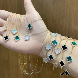 สร้อยคอสแตนเลสสตีลรูปใบโคลเวอร์สี่แฉกคุณภาพสูงสำหรับผู้หญิง ชุบทอง 18k - กล่องของขวัญวันเกิด ขายส่งจากโรงงาน - Product Image 2