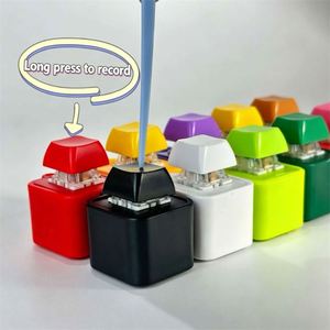 Llavero Grabador de Voz al por Mayor, Recargable por USB, Grabación y Reproducción con un Clic, Grabadora de Notas Estilo Teclado, Ideal para Regalo Original - Product Image 1