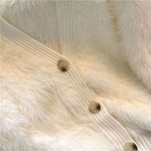 Meilleure vente femmes <span class=keywords><strong>pull</strong></span> flou confort Texture douce chaleur confortable élégant tricots décontractés moelleux Faux vison tricoté Cardigan <span class=keywords><strong>pull</strong></span> - Product Image 4