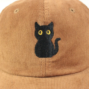 หมวกขายส่ง หมวกแก๊ปคอร์ดูรอย 6 แผง สีดำ หมวกคอร์ดูรอยพรีเมียมปักลายแมว หมวกเบสบอลปักลายแมว หมวกปักลายวินเทจ - Product Image 5