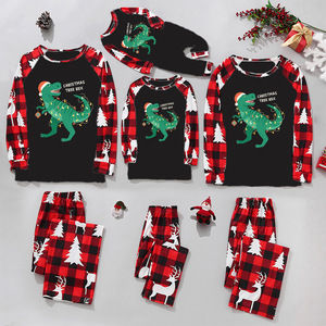 Pijamas de Natal Personalizados em Branco e Xadrez Vermelho, Conjunto de Pijamas de Natal para Família - Product Image 4