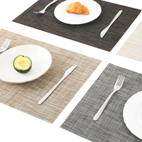 Sets de table en PVC tissé pour table à manger, résistants à la chaleur, lavables, logo personnalisé, vente en gros pour hôtel, restaurant, 45x30cm