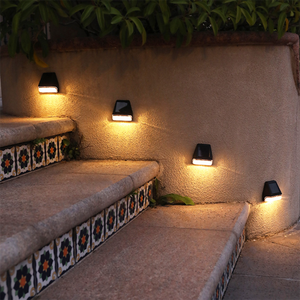 Nueva llegada 15W QI 15W 4 en 1 estación de carga inalámbrica de teléfono plegable magnética para Iphone Huawei IWatch <span class=keywords><strong>Airpods</strong></span> - Product Image 2