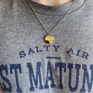 फैशन ठीक गहने 18k सोना मढ़वाया 925 स्टर्लिंग चांदी खोदना कस्टम नाम पत्र व्यक्तिगत दौर डिस्क हार महिलाओं के लिए - Product Image 4