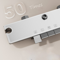 Système de douche mural moderne de luxe intelligent avec mitigeur carré effet pluie, ensemble complet