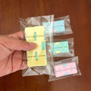 Stock disponible: <span class=keywords><strong>cubo</strong></span> mágico de creatividad infinita, <span class=keywords><strong>cubo</strong></span> macaron flip 2x2 - juguete educativo versátil, dispositivo para aliviar el estrés - Product Image 1