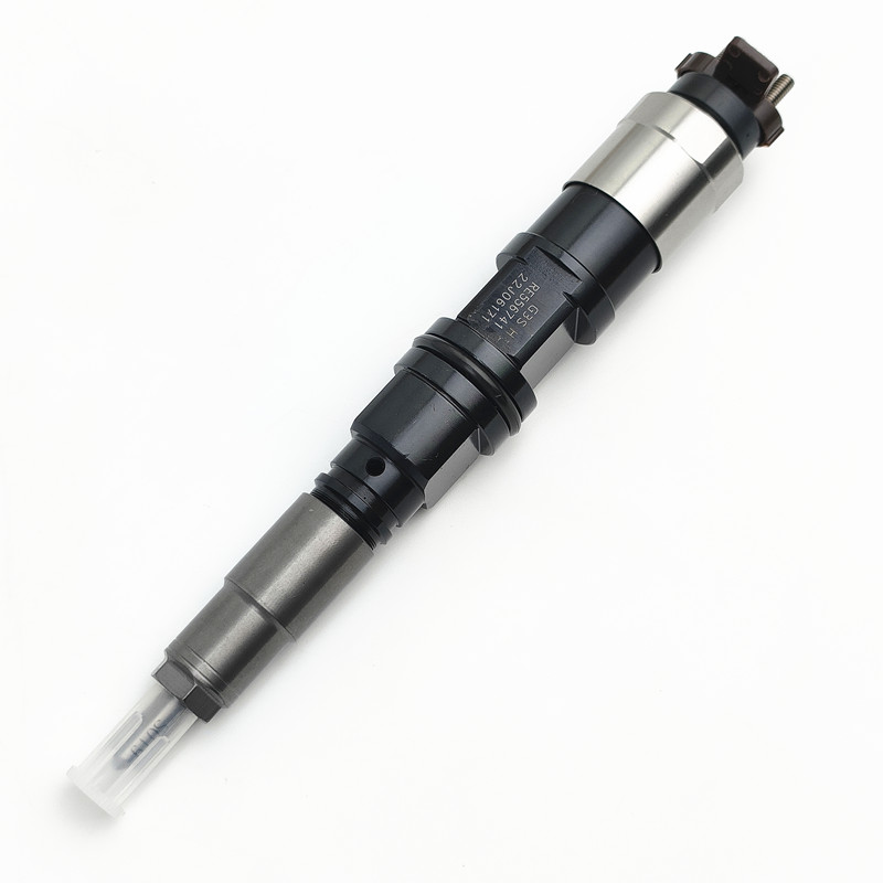 Diesel Injector RE556741 RE543351 Common Rail Injector 295050-1430 295050-0590 for John Deere