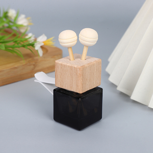 Wholesale 8ml Square Matte Frosted Glass <strong>Car</strong> <strong>Diffuser</strong> Bottle Empty Air Vent Perfume Clip Essential Oil Holder <strong>Refillable</strong> Bottles - Product Image 5