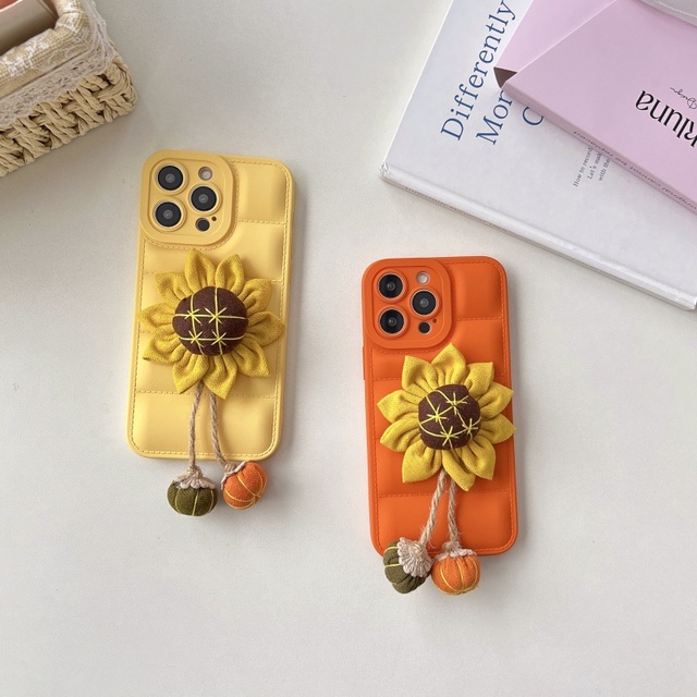 Fashionable 3D Sunflower Silicone Phone case Suitable for iPhone 16PM Series