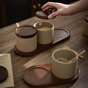 Ensemble de pots à épices de cuisine en céramique de style japonais Kaiwoo, bouteille à assaisonnement pour sel, bol de rangement pour poivre et sucre, couvercle en bois - Product Image 5