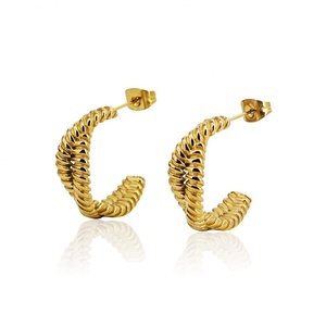 Pendientes de Acero Inoxidable Chapado en Oro de 18K con Diseño de Espirales Trenzadas, Geometría Irregular y Forma de C, Joyería de Estilo Distintivo - Product Image 1